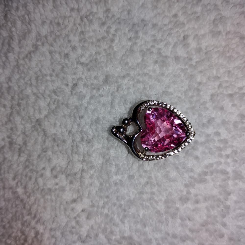 Elegant Pink Heart Pendant